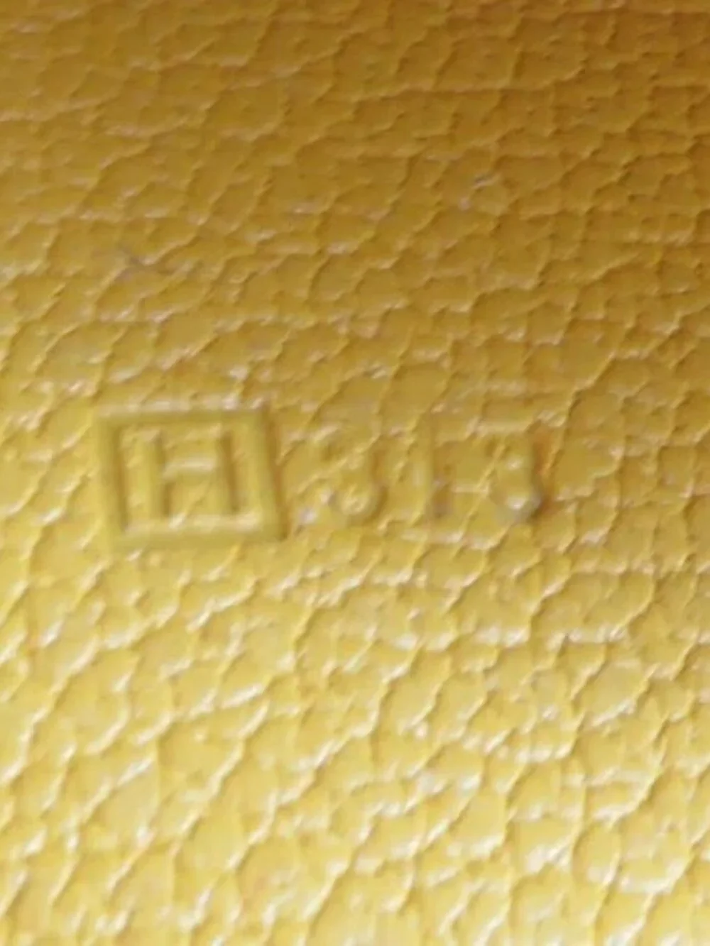 Auth HERMES Agenda/Note Cover Orange/Yellow Leather - e60600a